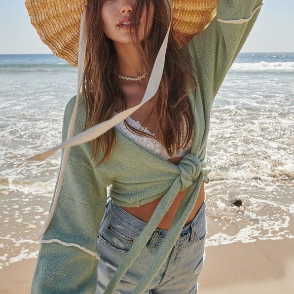 Women's Textured Self-tie Closure Knit Long Bishop Sleeves Cardigan Sweater NWT - Picture 3 of 3